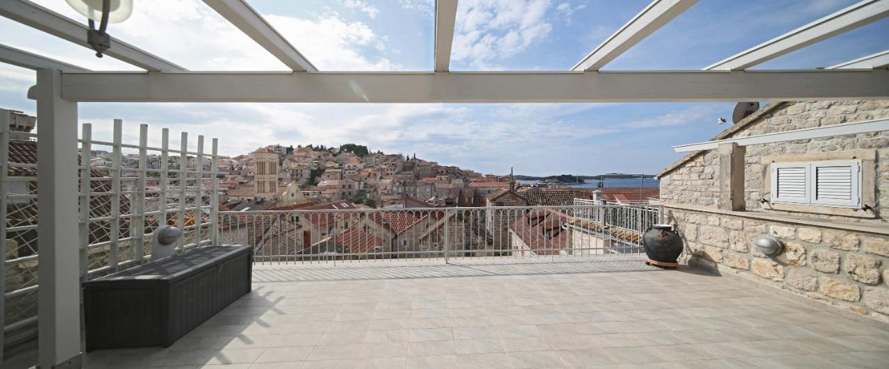 Fortezza - Hvar Old Town Apartment هفار المظهر الخارجي الصورة