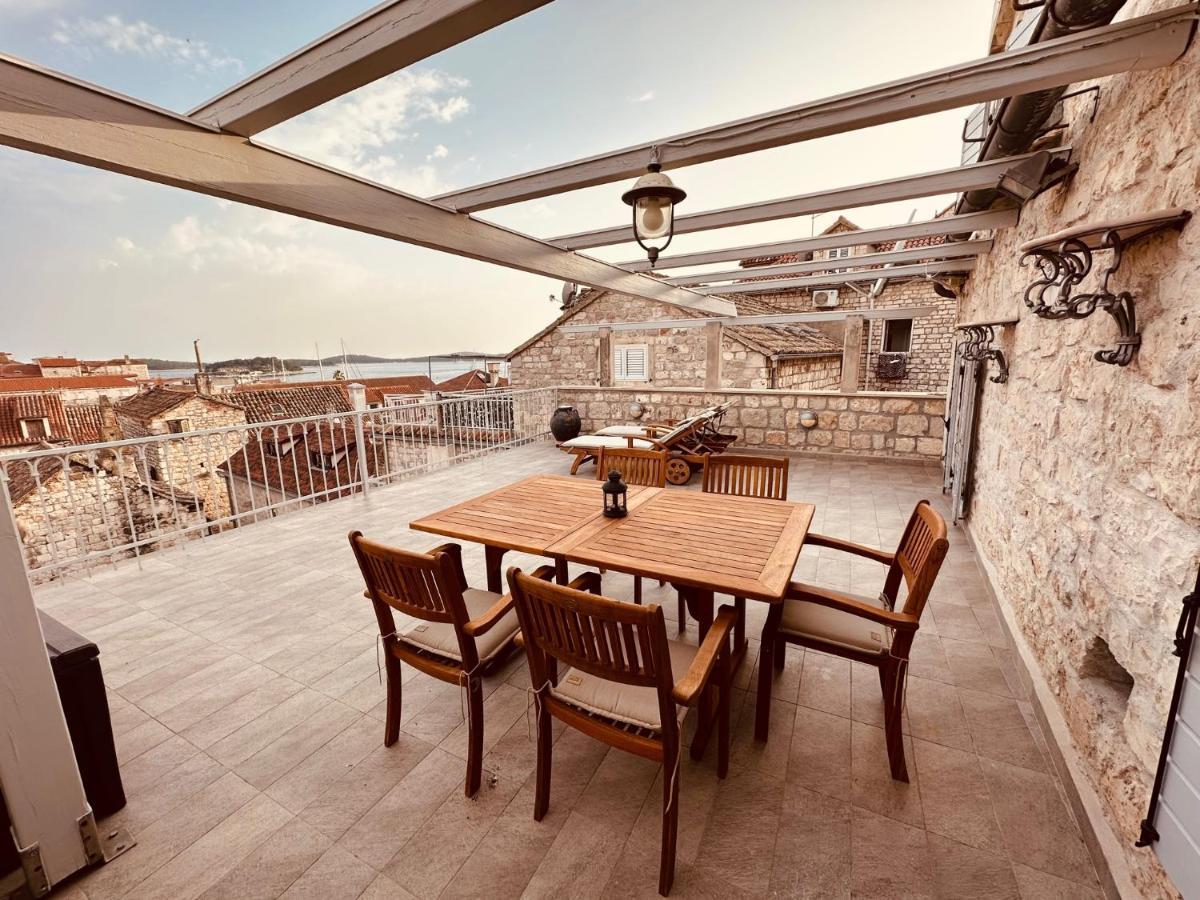 Fortezza - Hvar Old Town Apartment هفار المظهر الخارجي الصورة