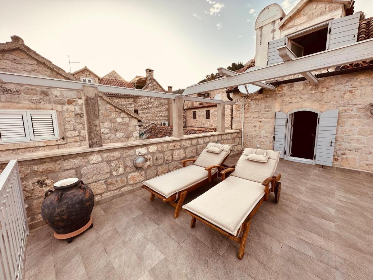 Fortezza - Hvar Old Town Apartment هفار المظهر الخارجي الصورة