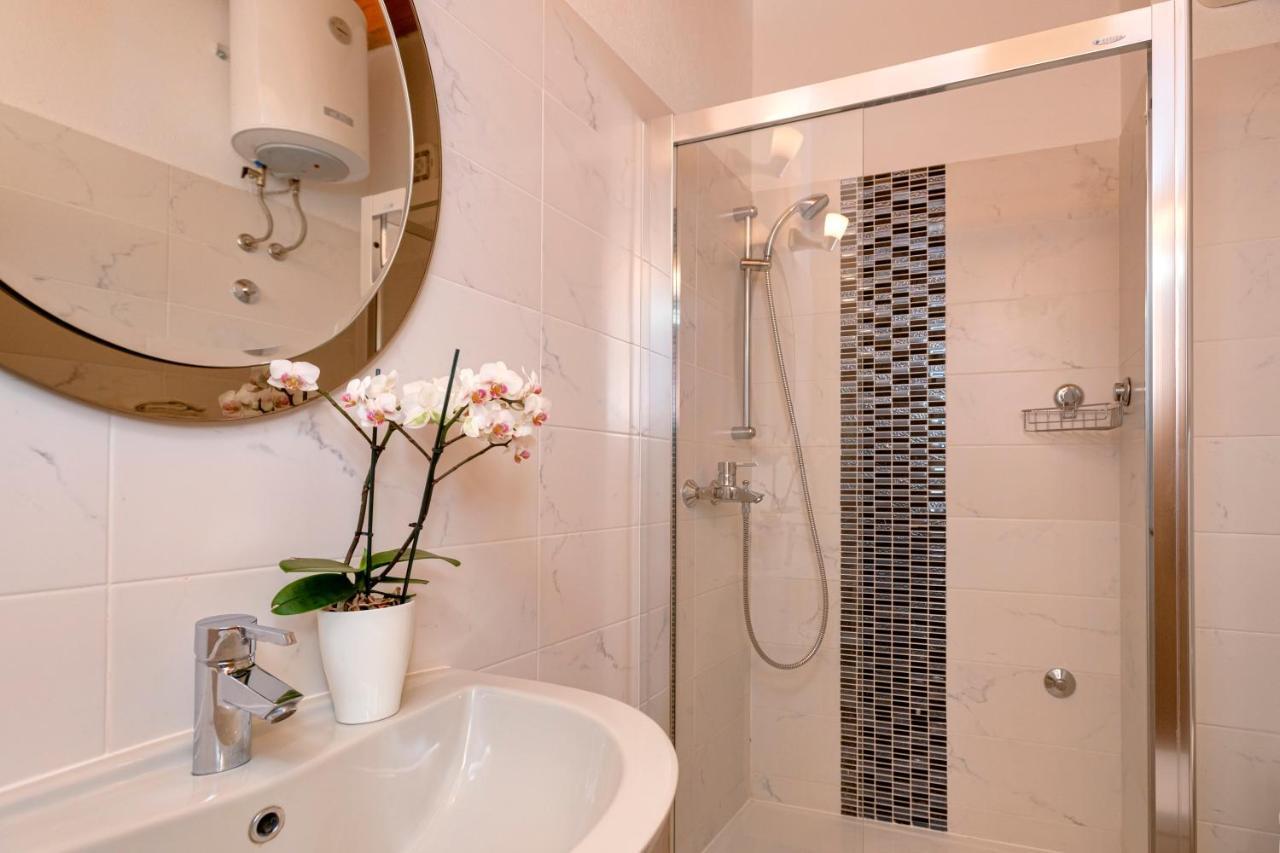 Fortezza - Hvar Old Town Apartment هفار المظهر الخارجي الصورة