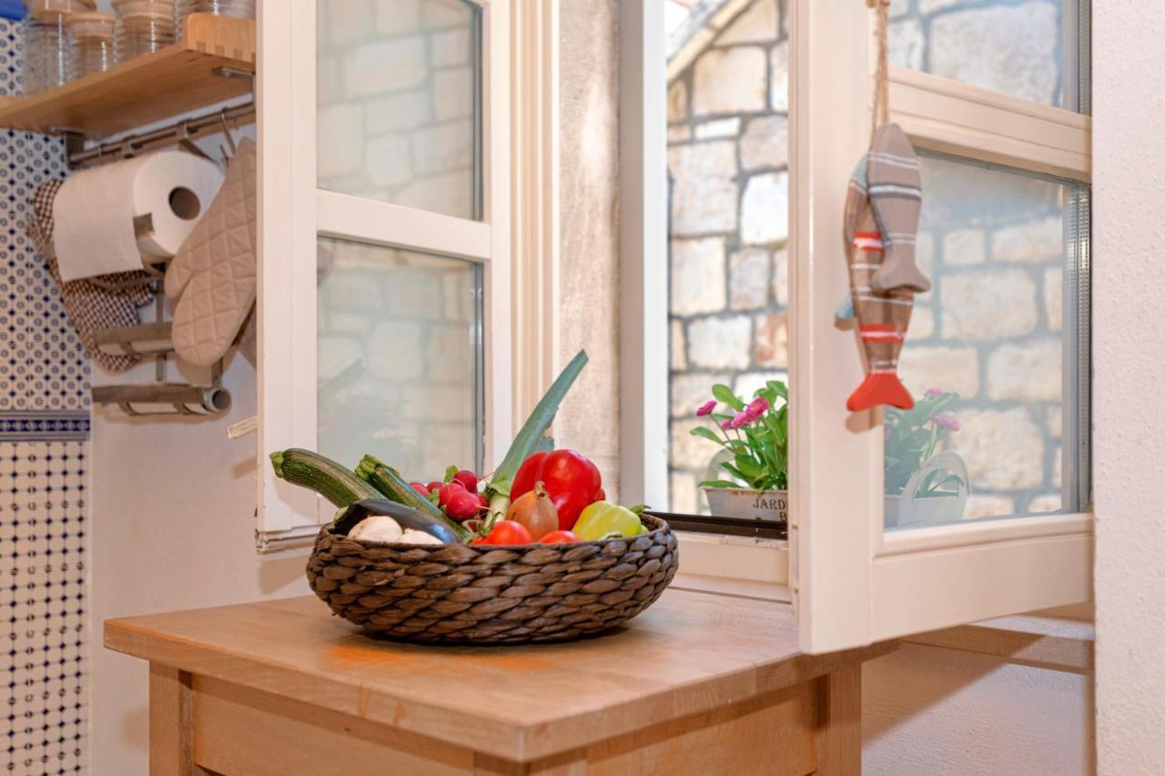 Fortezza - Hvar Old Town Apartment هفار المظهر الخارجي الصورة